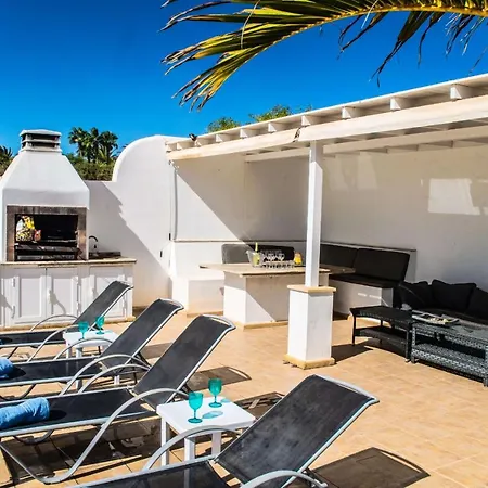 Michelle - Lh114 By Now Ltd Playa Blanca (Lanzarote)