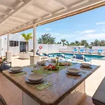 Villa Michelle - Lh114 By Now Ltd Playa Blanca