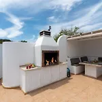 Michelle - Lh114 By Now Ltd Villa