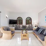 Michelle - Lh114 By Now Ltd Villa