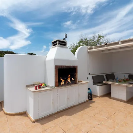Michelle - Lh114 By Now Ltd Villa